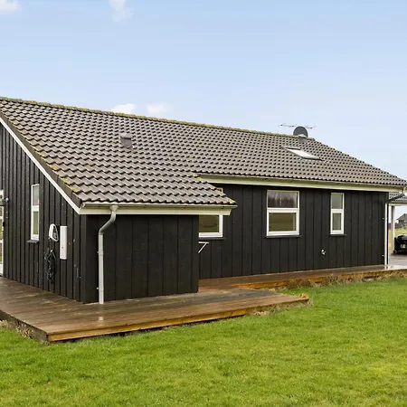 Holiday home In With House Sea View *